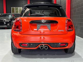 2018 Mini Cooper - Thumbnail