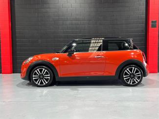 2018 Mini Cooper - Thumbnail