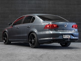 2014 Volkswagen Passat - Thumbnail