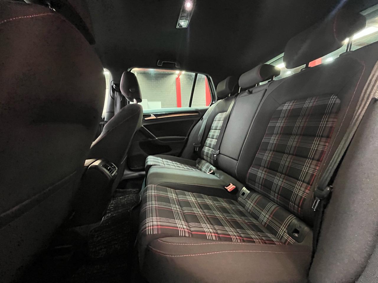 2014 Volkswagen GOLF