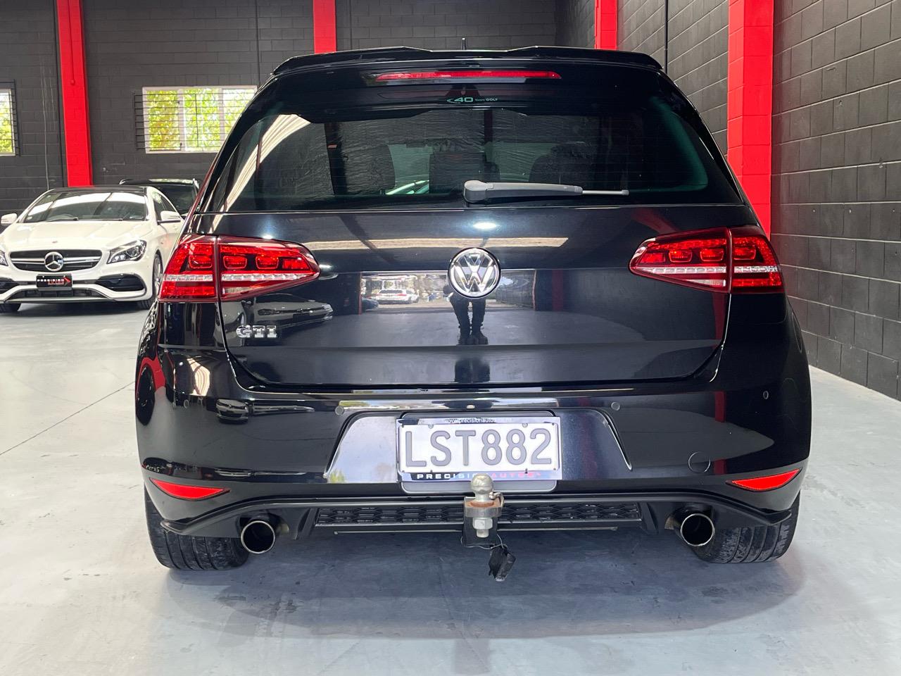 2014 Volkswagen GOLF