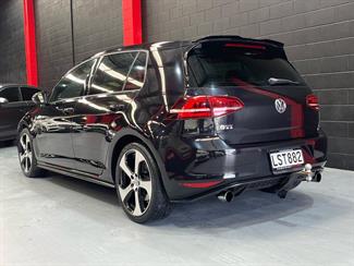 2014 Volkswagen GOLF - Thumbnail
