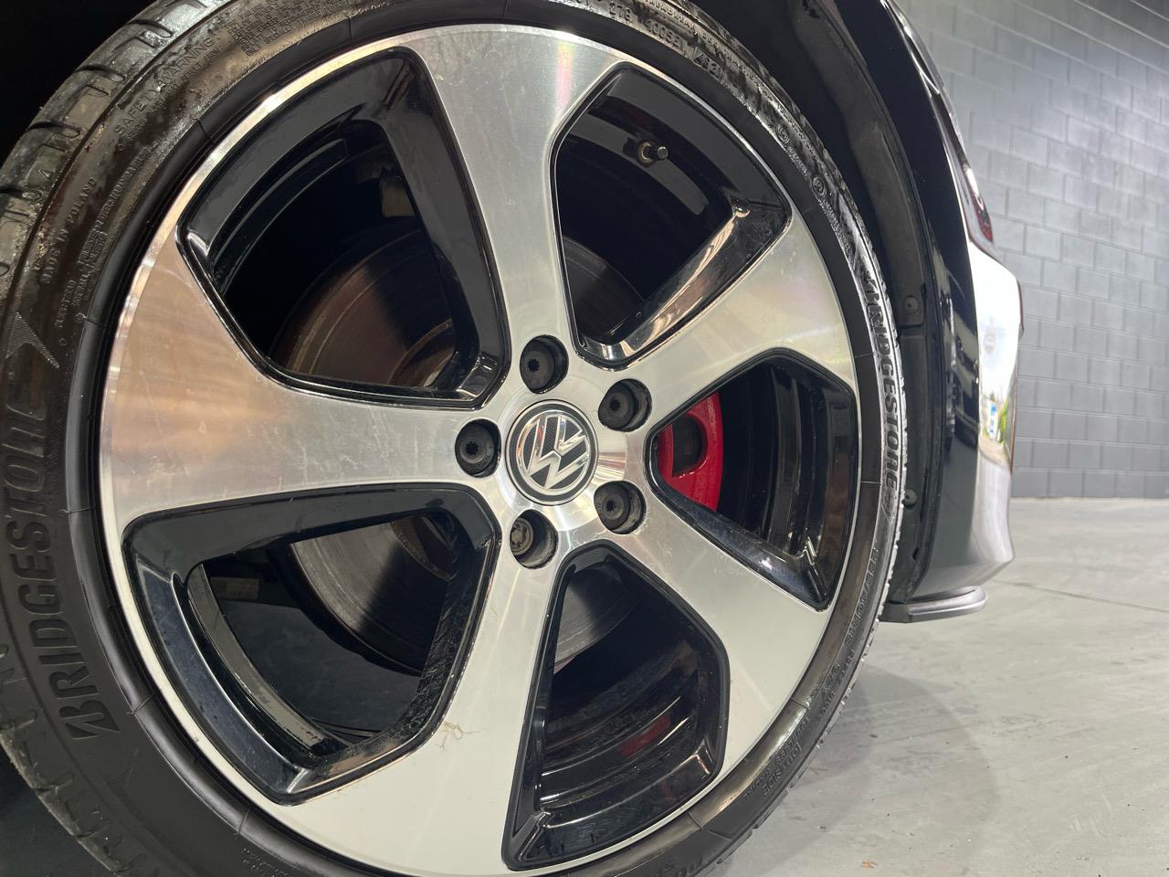 2014 Volkswagen GOLF