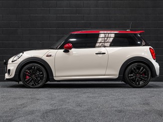 2017 Mini Cooper - Thumbnail