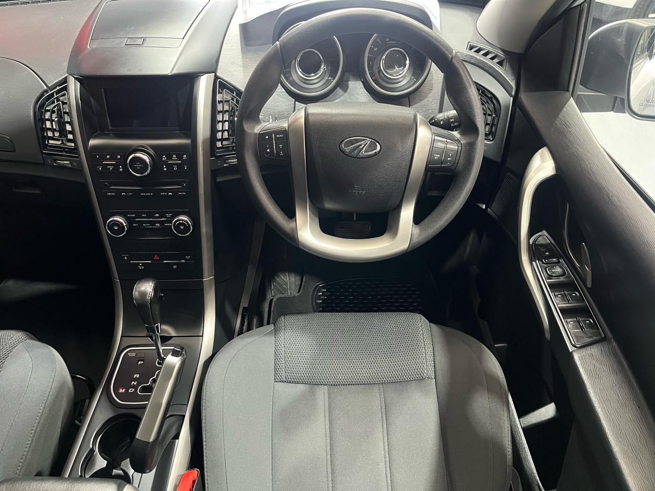 2019 Mahindra XUV500