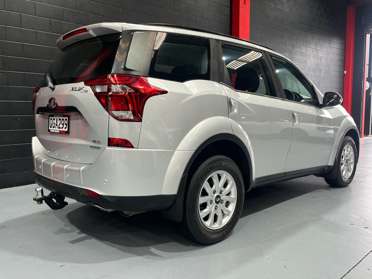 2019 Mahindra XUV500