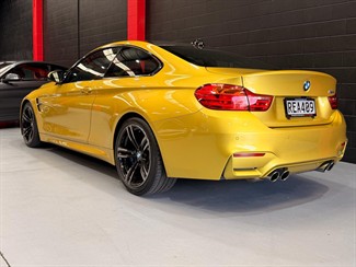 2016 BMW M4 - Thumbnail