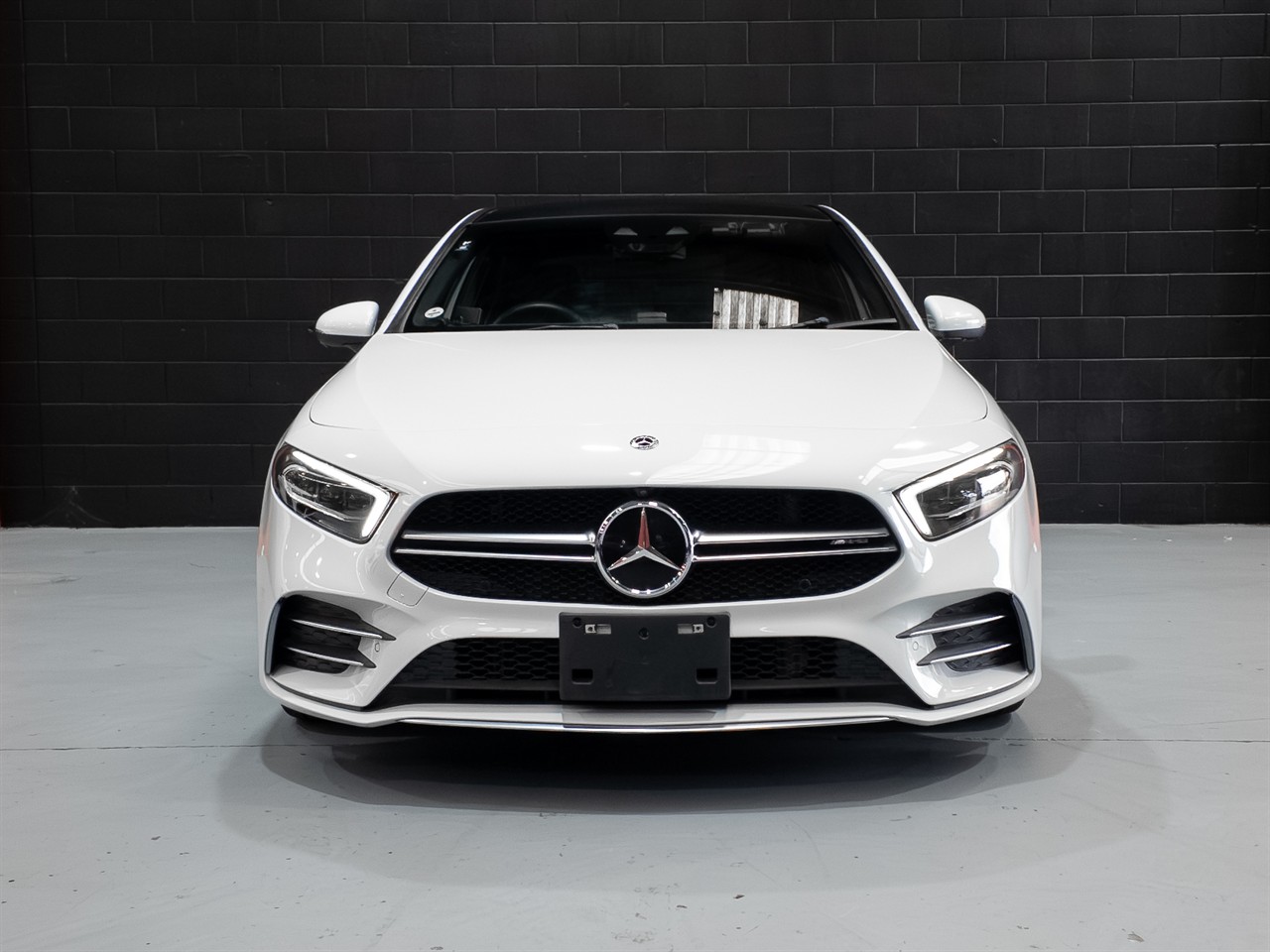 2020 Mercedes-Benz A 35