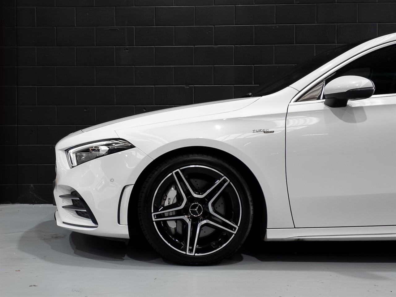 2020 Mercedes-Benz A 35