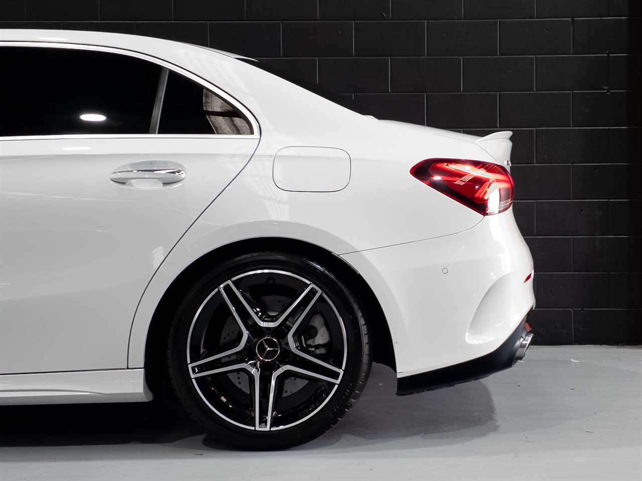 2020 Mercedes-Benz A 35