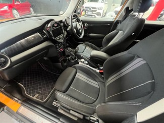 2015 Mini Cooper - Thumbnail