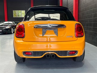 2015 Mini Cooper - Thumbnail