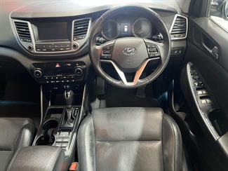 2017 hyundai Tucson - Thumbnail