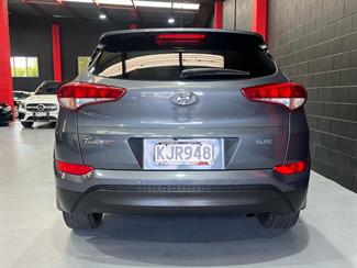 2017 hyundai Tucson - Thumbnail