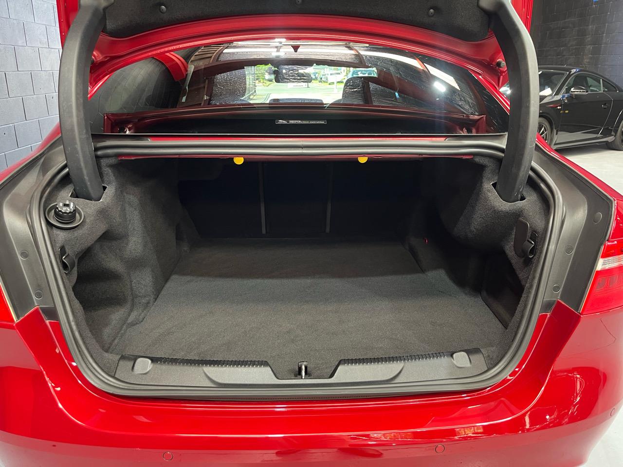 2018 Jaguar XE