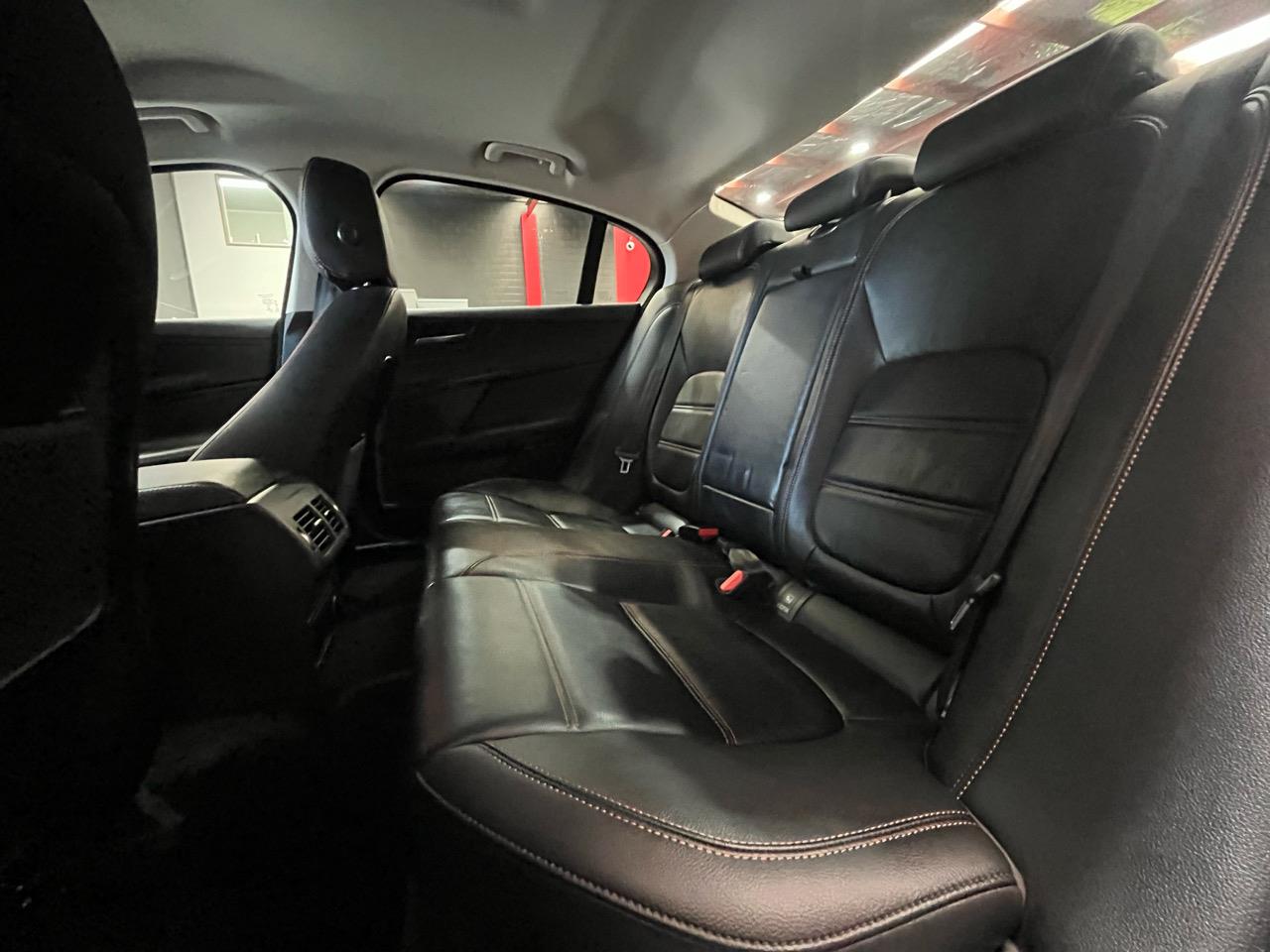 2018 Jaguar XE
