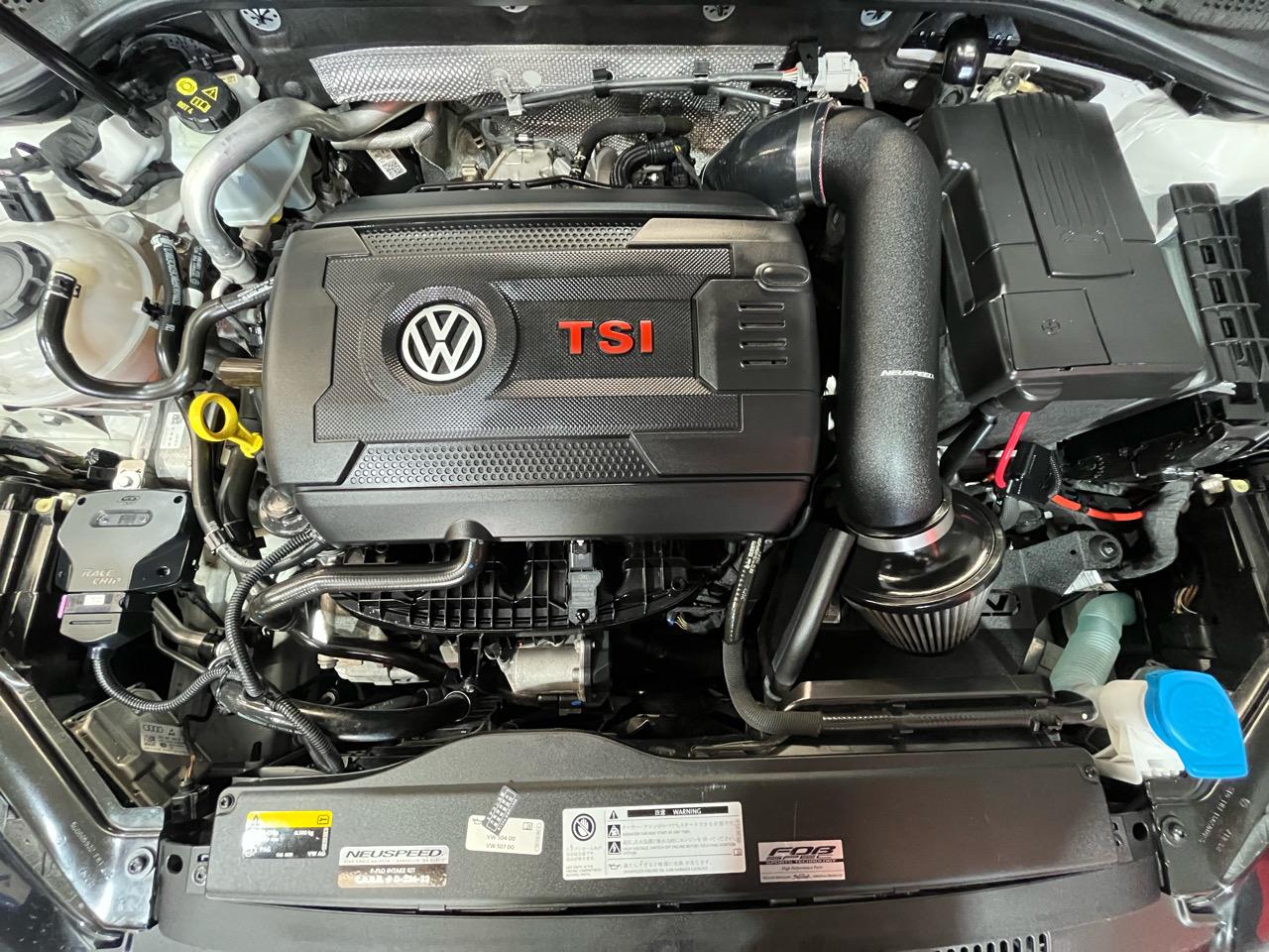 2017 Volkswagen GOLF