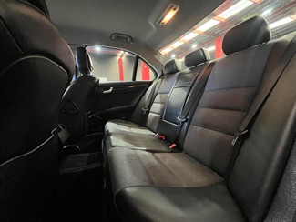 2011 Mercedes-Benz C 200 - Thumbnail