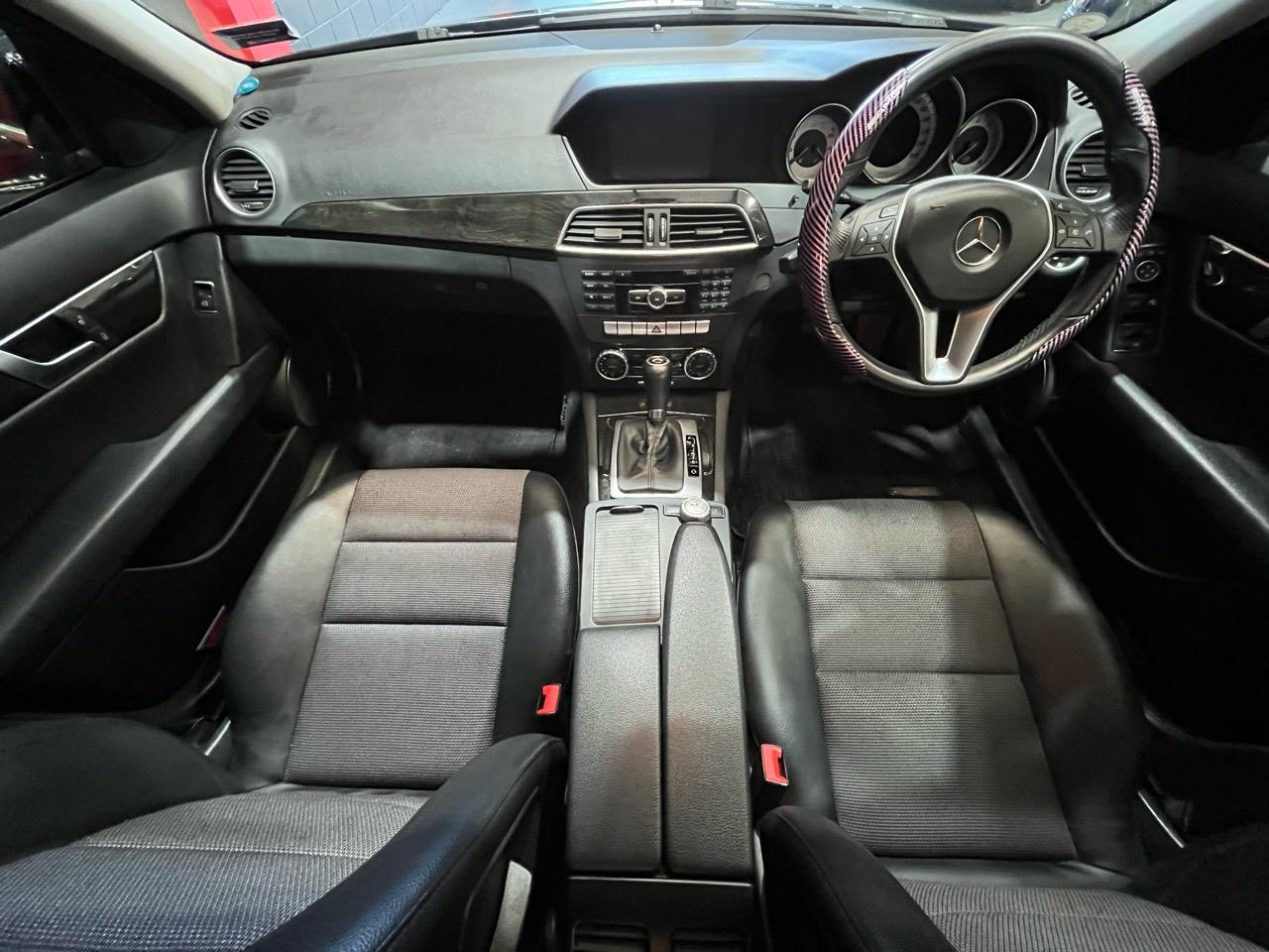 2011 Mercedes-Benz C200
