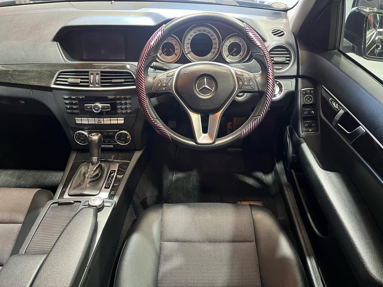 2011 Mercedes-Benz C200