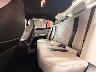 2018 BMW M5 - Thumbnail