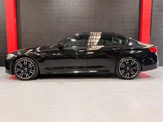 2018 BMW M5 - Thumbnail