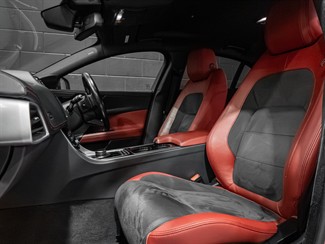 2017 Jaguar XE - Thumbnail