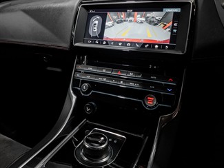 2017 Jaguar XE - Thumbnail