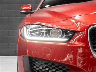 2017 Jaguar XE - Thumbnail