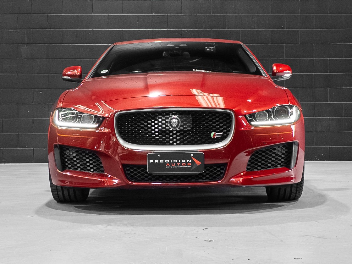 2017 Jaguar XE
