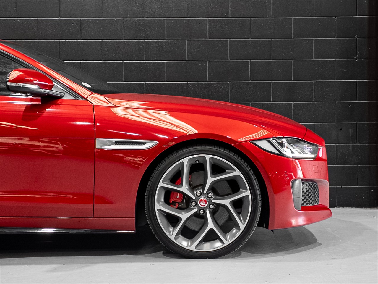 2017 Jaguar XE