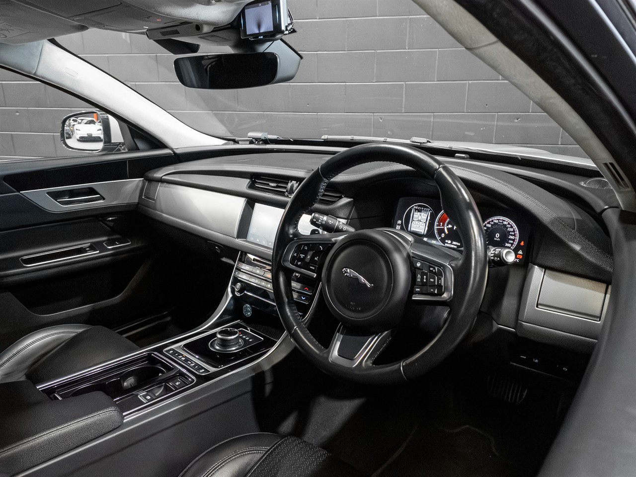 2020 Jaguar XF