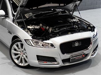 2020 Jaguar XF - Thumbnail