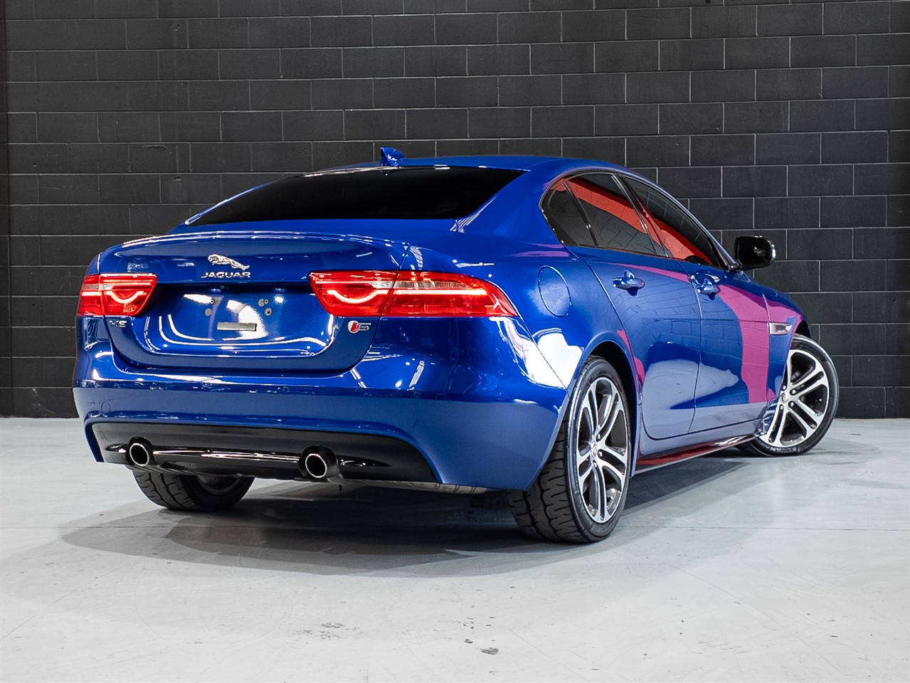 2018 Jaguar XE
