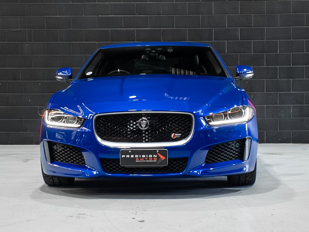 2018 Jaguar XE
