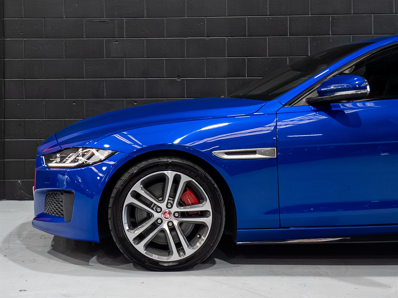 2018 Jaguar XE