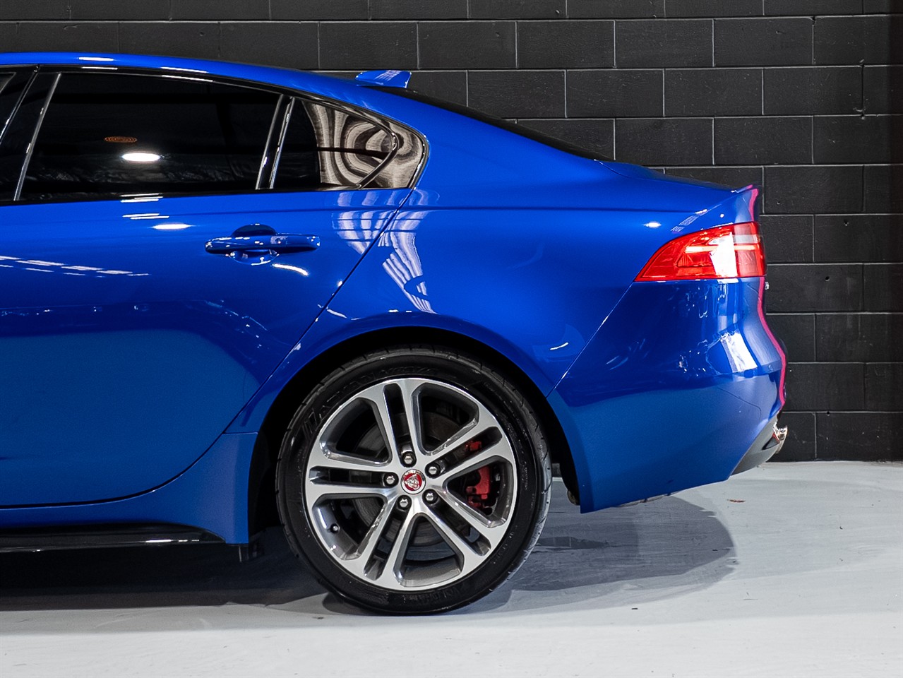 2018 Jaguar XE