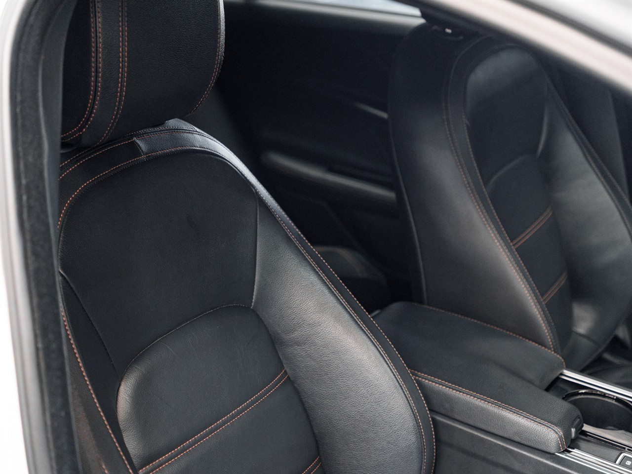 2016 Jaguar XE