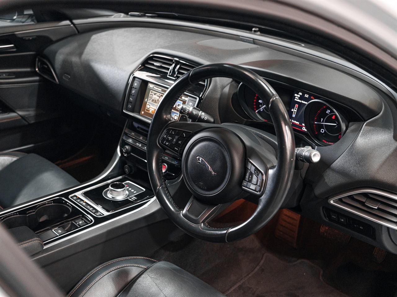 2016 Jaguar XE