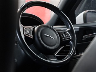 2016 Jaguar XE - Thumbnail