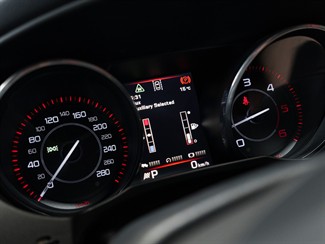 2016 Jaguar XE - Thumbnail