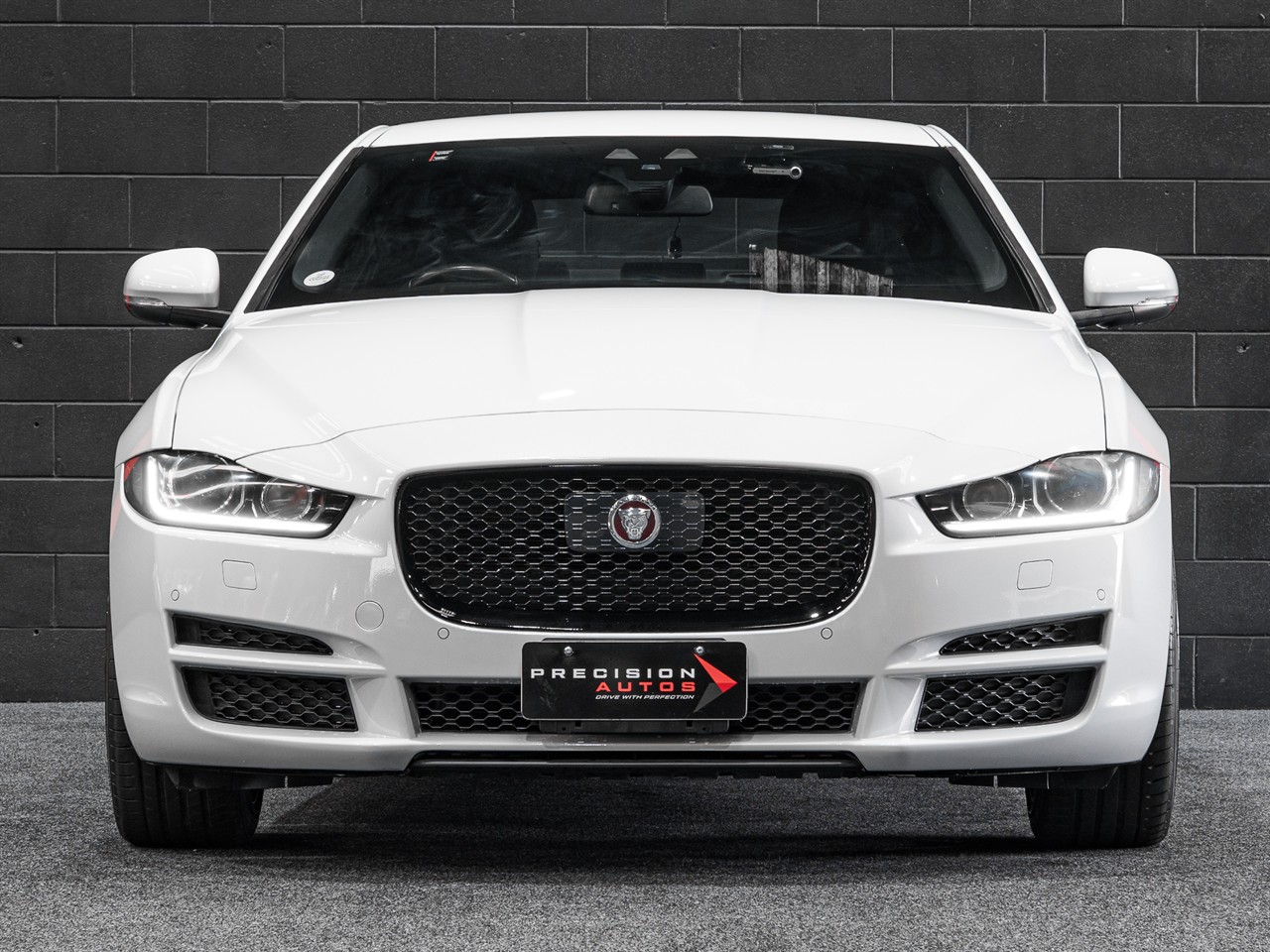 2016 Jaguar XE