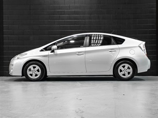 2009 TOYOTA Prius - Thumbnail