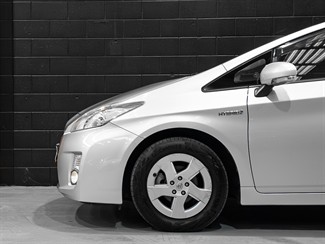 2009 TOYOTA Prius - Thumbnail