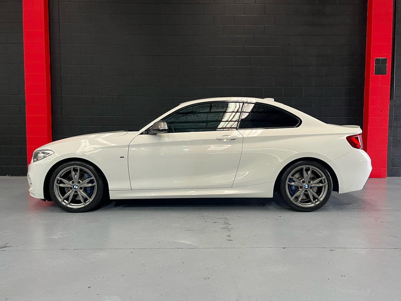 2016 BMW M235i