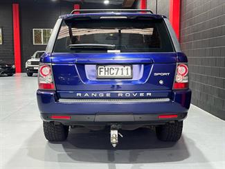 2010 Land Rover Range rover  - Thumbnail