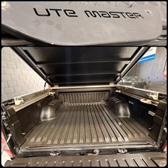 2019 Nissan Navara - Thumbnail