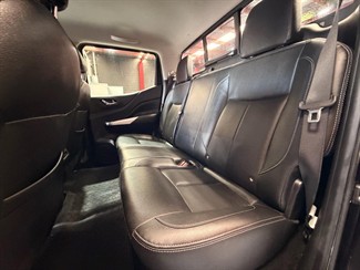 2019 Nissan Navara - Thumbnail