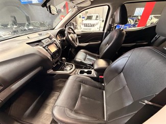 2019 Nissan Navara - Thumbnail