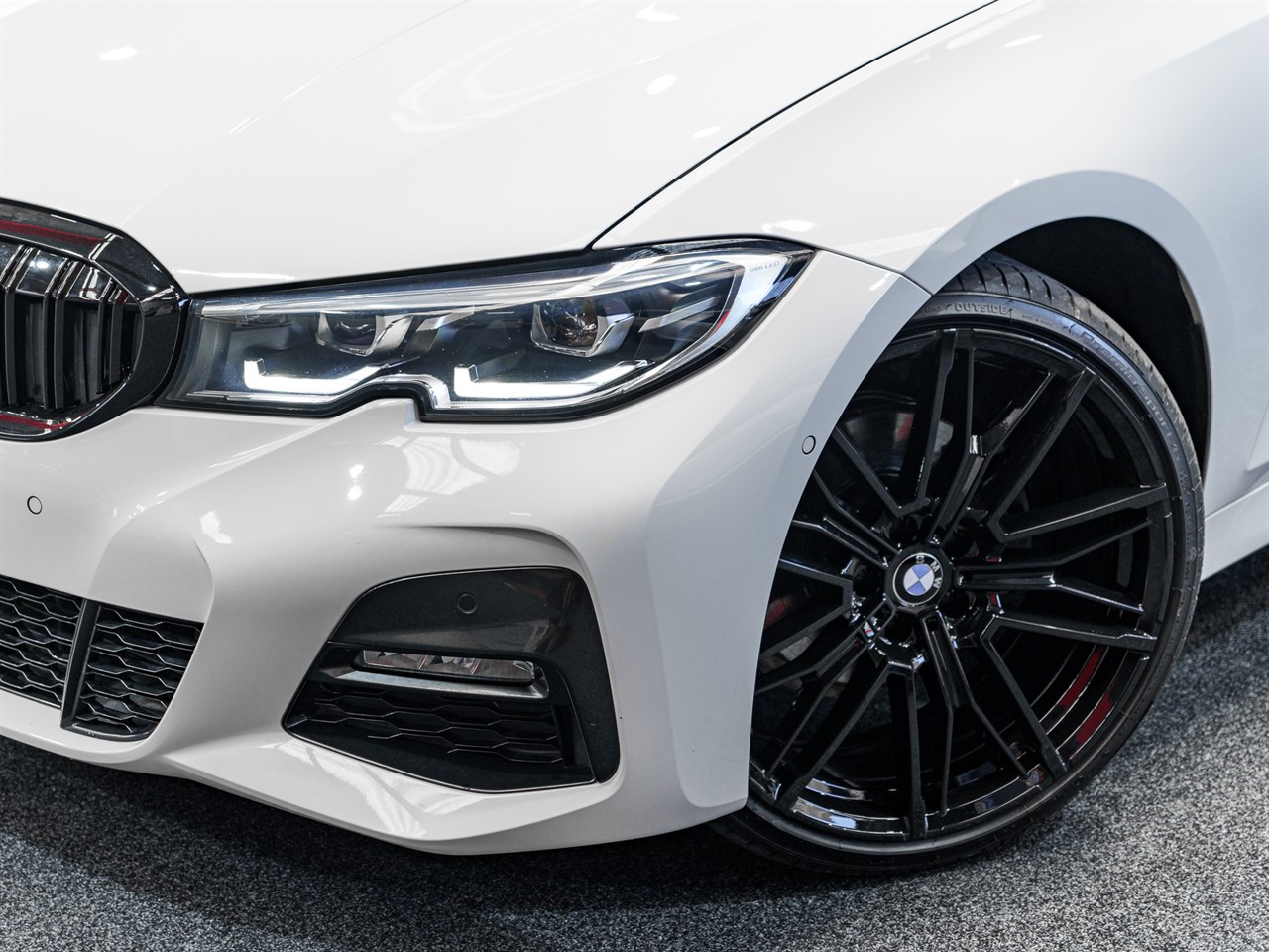 2021 BMW 320I